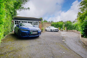 Driveway Parking- click for photo gallery